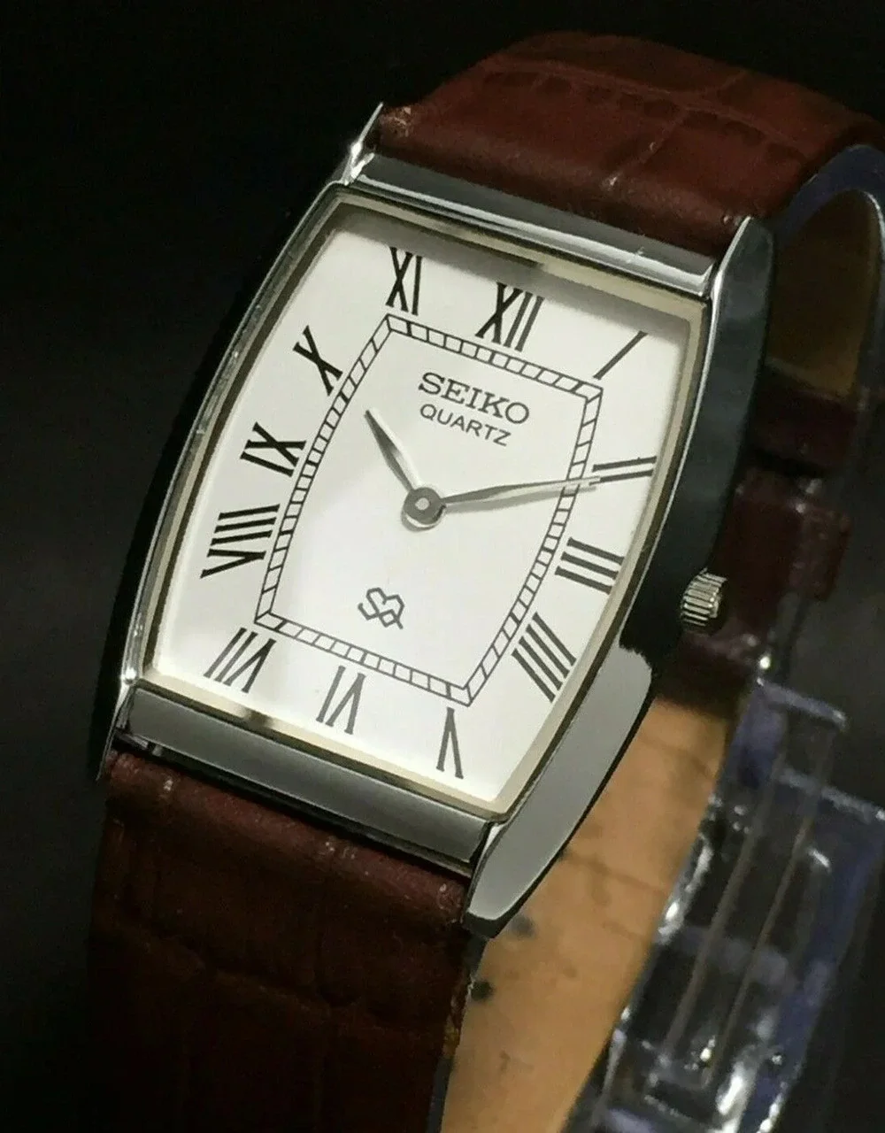 Vintage Style Seiko Quartz Mens Silver Watch & White accents W/ Leather Strap